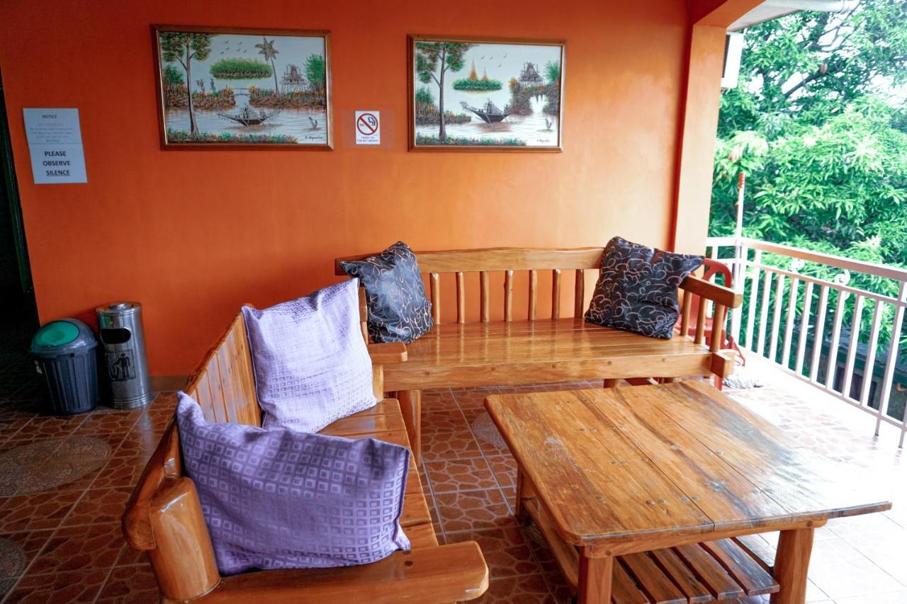 La Solana Suites And Resorts By Cocotel Puerto Galera Eksteriør bilde